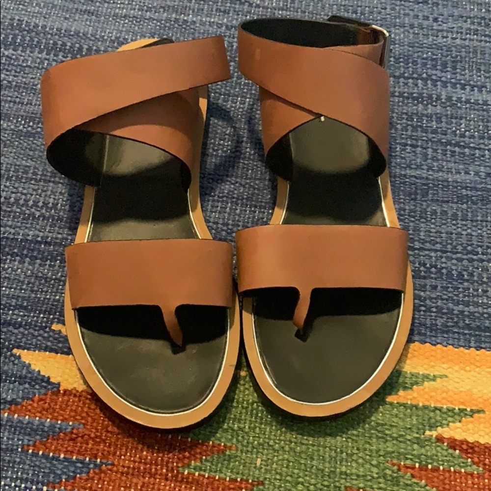 Vince Sandals